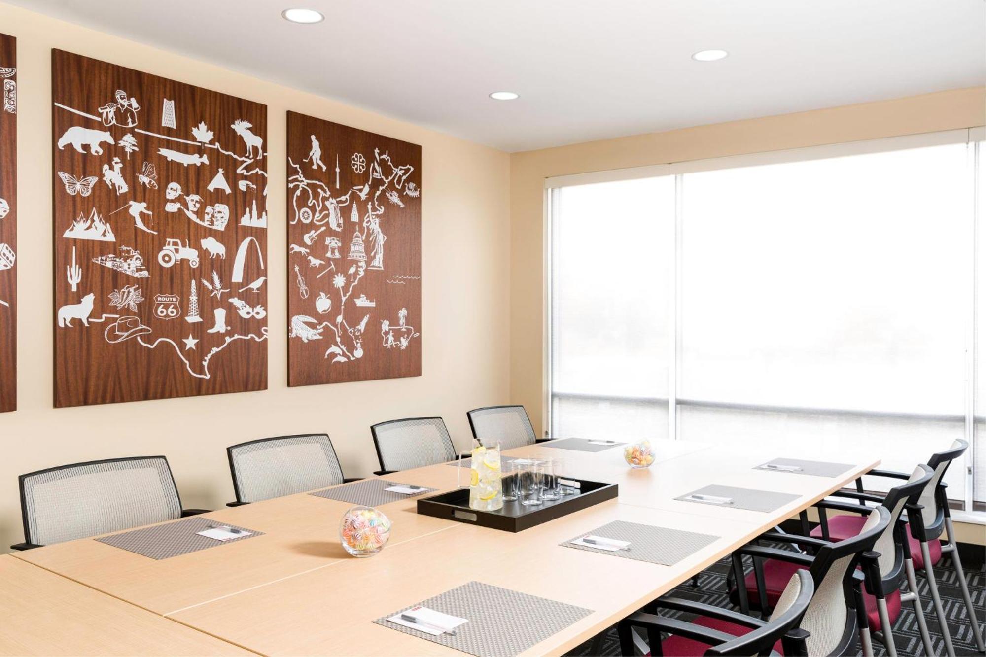Towneplace Suites By Marriott Pittsburgh Harmarville Bagian luar foto