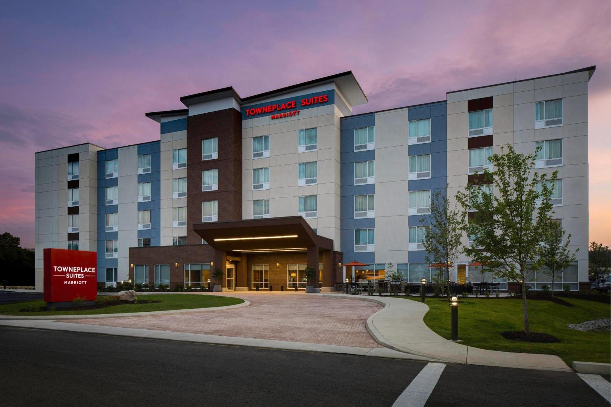 Towneplace Suites By Marriott Pittsburgh Harmarville Bagian luar foto