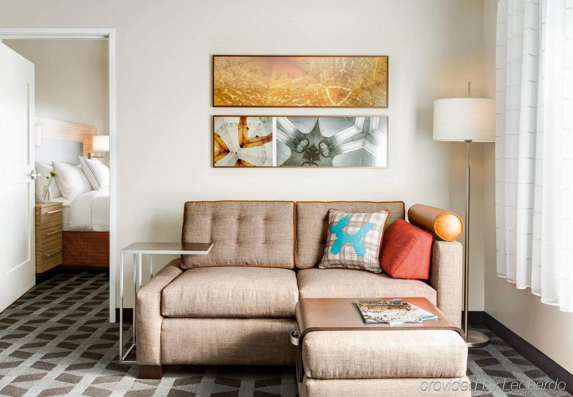 Towneplace Suites By Marriott Pittsburgh Harmarville Bagian luar foto